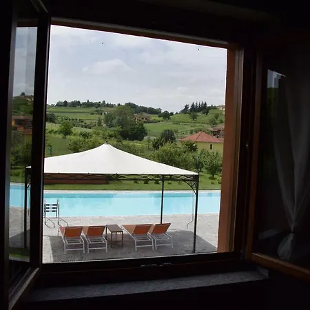 Alloggio per agriturismo Cascina Dei Giacinti *