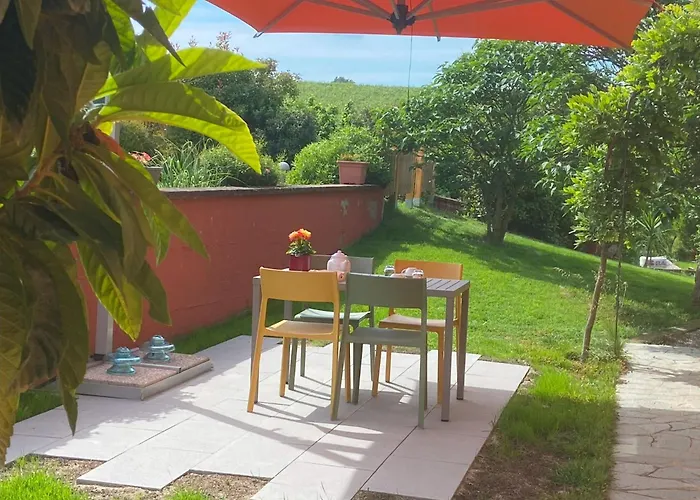 Cascina Dei Giacinti مزرعة للإقامة