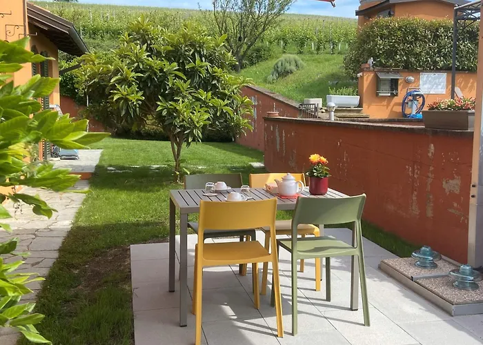 مزرعة للإقامة Cascina Dei Giacinti