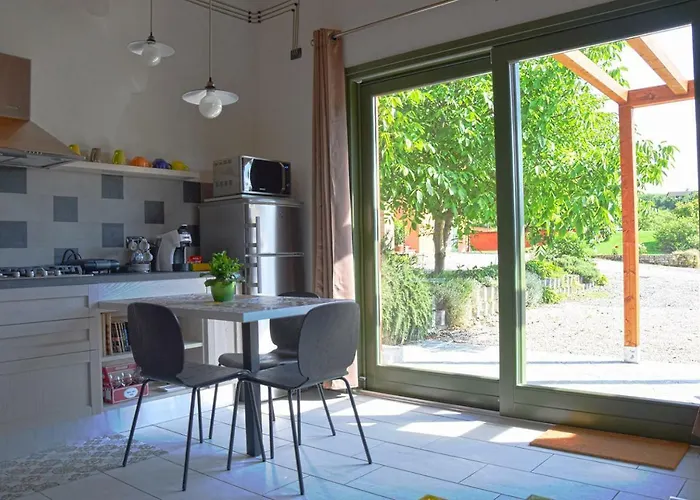 Cascina Dei Giacinti مزرعة للإقامة نيتسا مونفيراتو